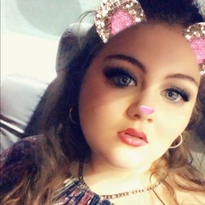 Meet your Posher, Sam